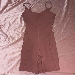 Size 2 lululemon romper mauve pink #lululemon 👜˚🧸ᝰ 💭 not sold in the US!!